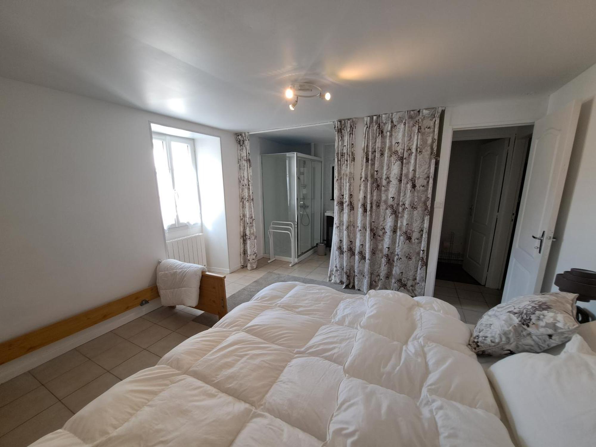 Domaine De La Briouse Bed and Breakfast Sanxay Exteriör bild