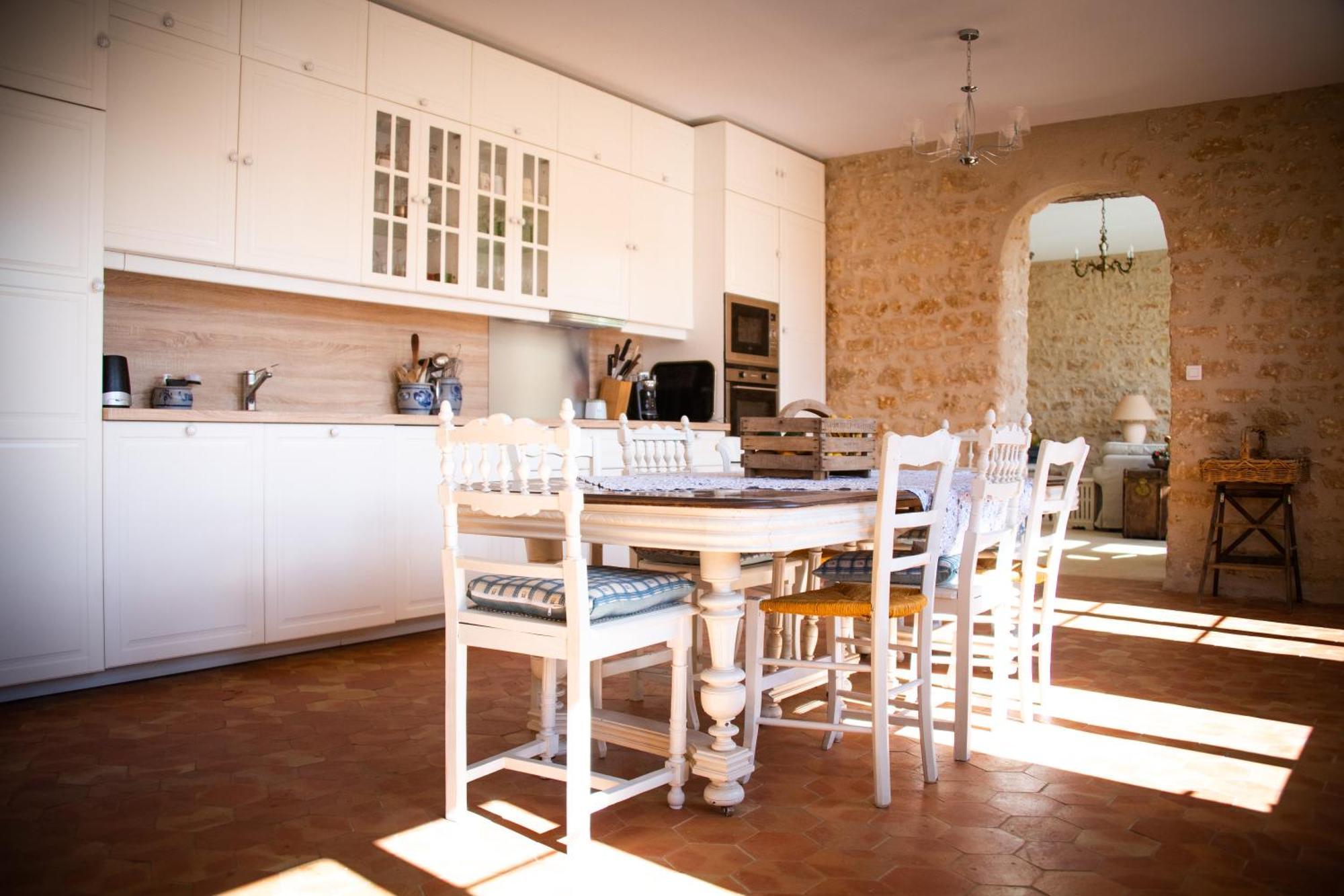 Domaine De La Briouse Bed and Breakfast Sanxay Exteriör bild