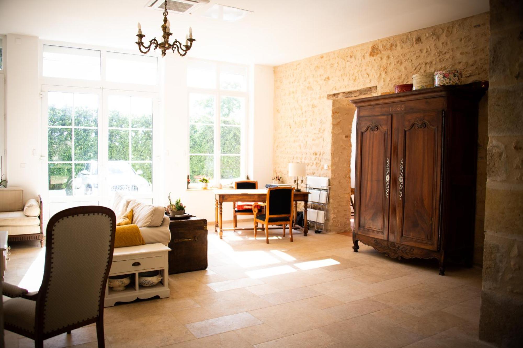 Domaine De La Briouse Bed and Breakfast Sanxay Exteriör bild